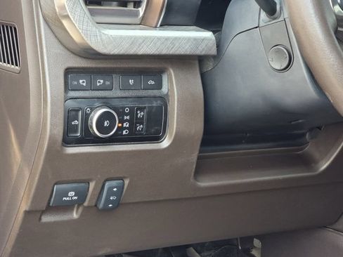 Used 2024 Ford F350 King Ranch w/ FX4 Off-Road Package AWD/4WD image 27