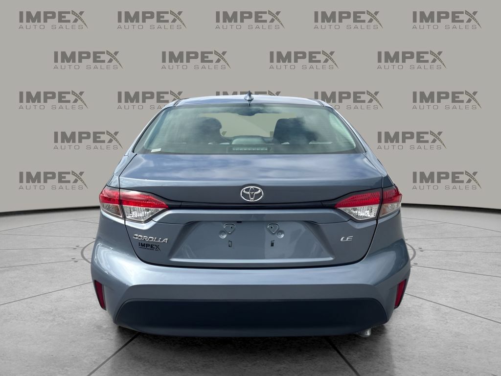 Used 2026 Toyota Corolla LE FWD image 4