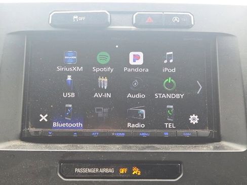 Used 2017 Ford F150 XLT AWD/4WD image 30