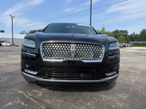 Used 2023 Lincoln Nautilus Black Label w/ Class II Trailer Tow Package AWD/4WD image 5