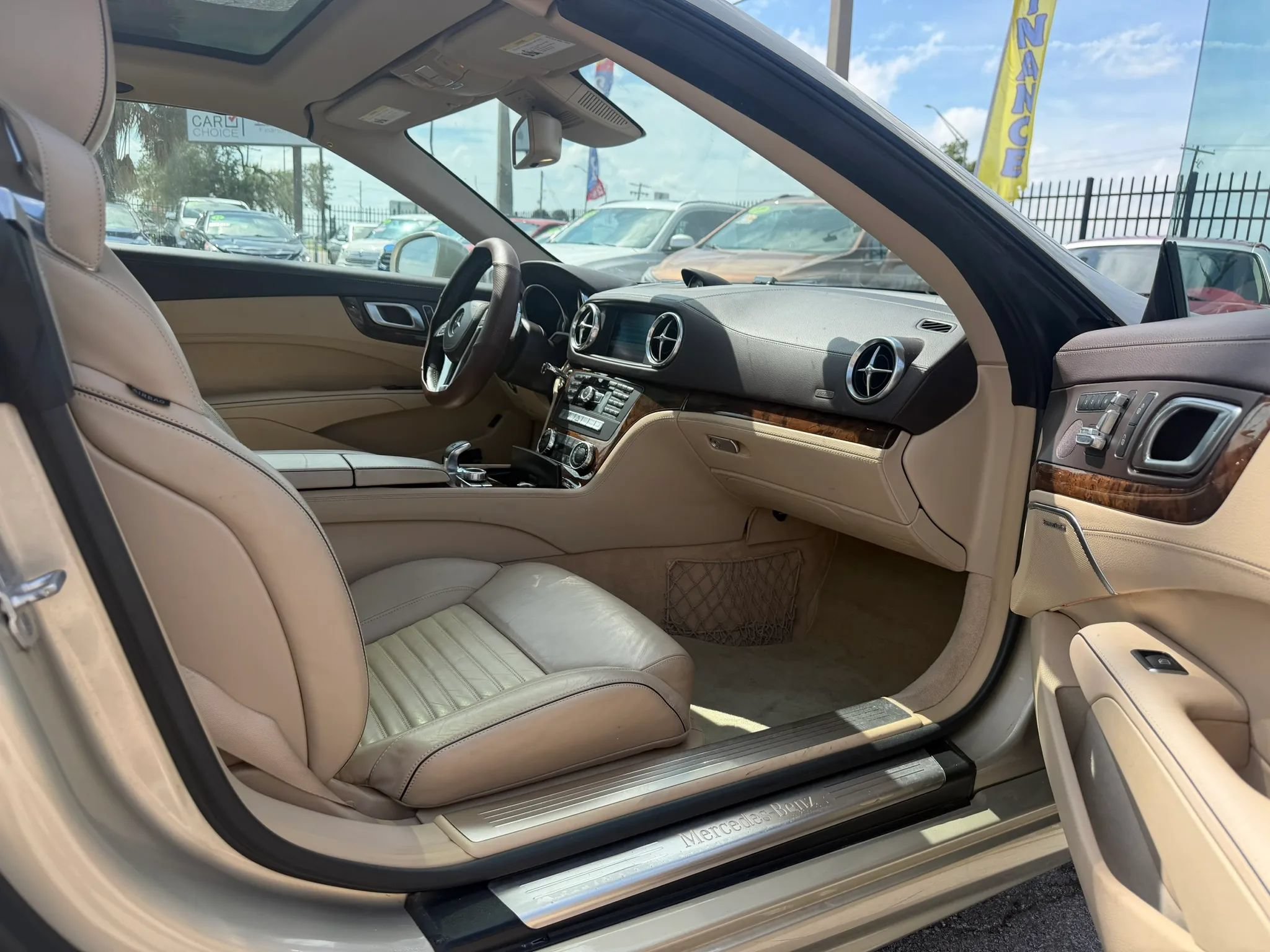 Used 2013 Mercedes-Benz SL 550 image 13