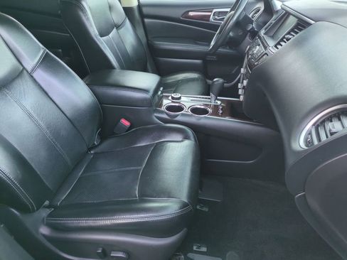 Used 2016 Nissan Pathfinder Platinum image 22