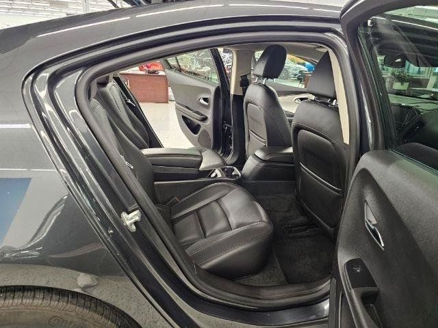 Used 2015 Chevrolet Volt Premium w/ Premium Trim Package FWD image 35