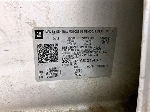 Used 2018 Chevrolet Silverado 1500 LT w/ Texas Edition image 8