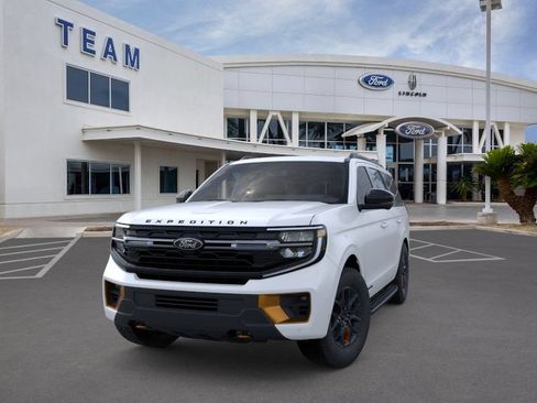 New 2026 Ford Expedition Tremor AWD/4WD image 2