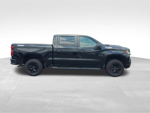 Used 2024 Chevrolet Silverado 1500 LT Trail Boss AWD/4WD image 11