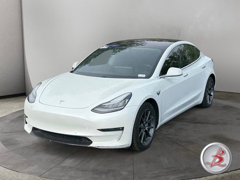 Used 2018 Tesla Model 3 Long Range AWD/4WD image 3