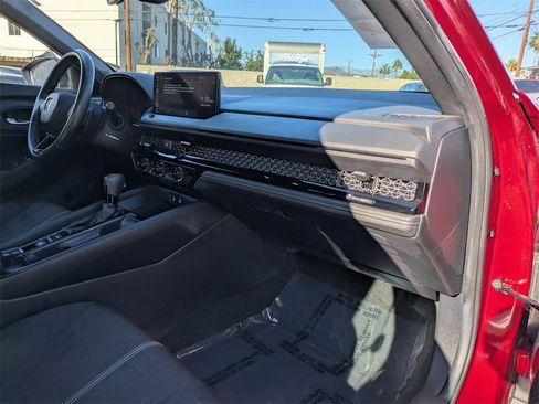 Used 2024 Honda Accord Sport image 33