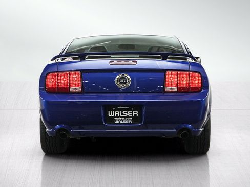 Used 2005 Ford Mustang GT Premium RWD image 4