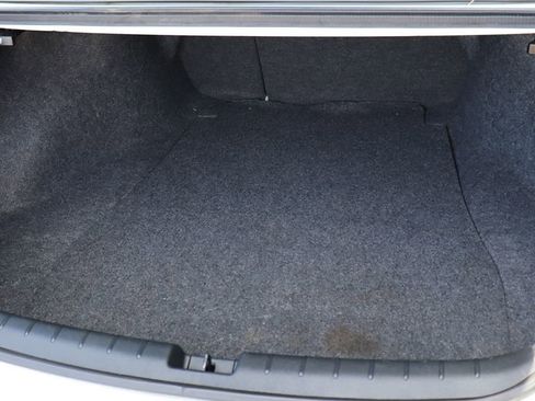 Used 2017 Honda Accord EX-L image 24