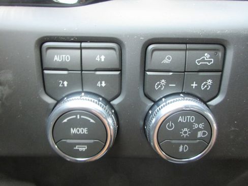 New 2026 GMC Sierra 1500 AT4 w/ AT4 Premium Package AWD/4WD image 20