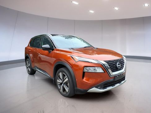 Used 2023 Nissan Rogue Platinum w/ Platinum Premium Package AWD/4WD image 1