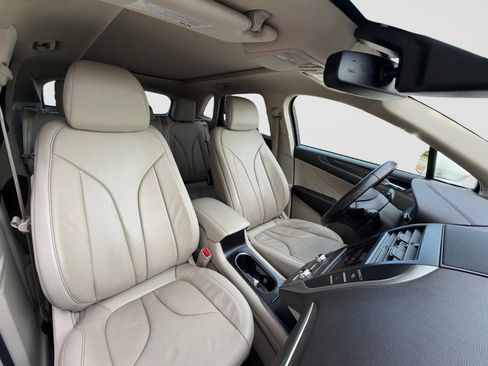Used 2018 Lincoln MKC Reserve w/ Lincoln MKC Climate Package AWD/4WD image 21