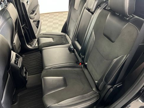 Used 2019 Ford Edge ST w/ Equipment Group 401A AWD/4WD image 15