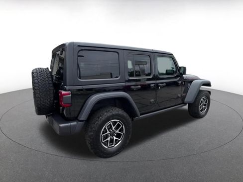 Used 2025 Jeep Wrangler Unlimited Rubicon AWD/4WD image 15