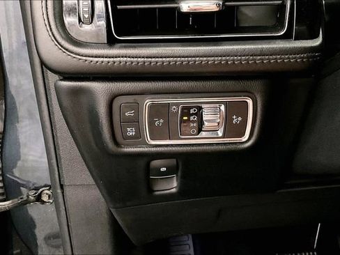Used 2022 Lincoln Nautilus Reserve w/ Equipment Group 201A AWD/4WD image 37