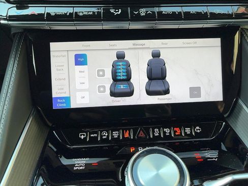 New 2026 Jeep Grand Wagoneer L Summit AWD/4WD image 35