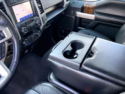 Used 2020 Ford F150 Lariat image 16