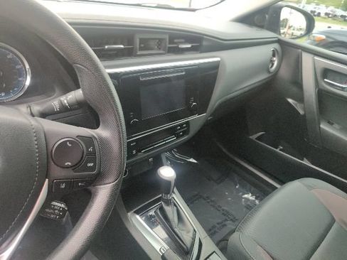 Used 2019 Toyota Corolla LE FWD image 24