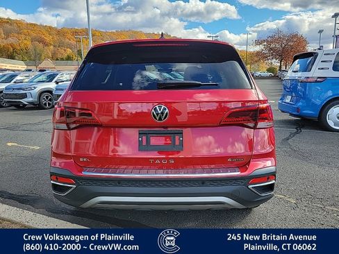 Certified 2023 Volkswagen Taos SEL image 29
