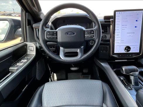 Used 2024 Ford F150 Lightning Lariat image 5