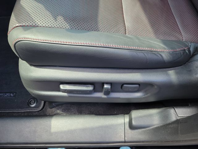 Certified 2024 Honda Ridgeline Black Edition image 16