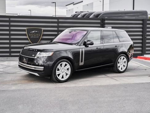 Used 2023 Land Rover Range Rover SE AWD/4WD image 5