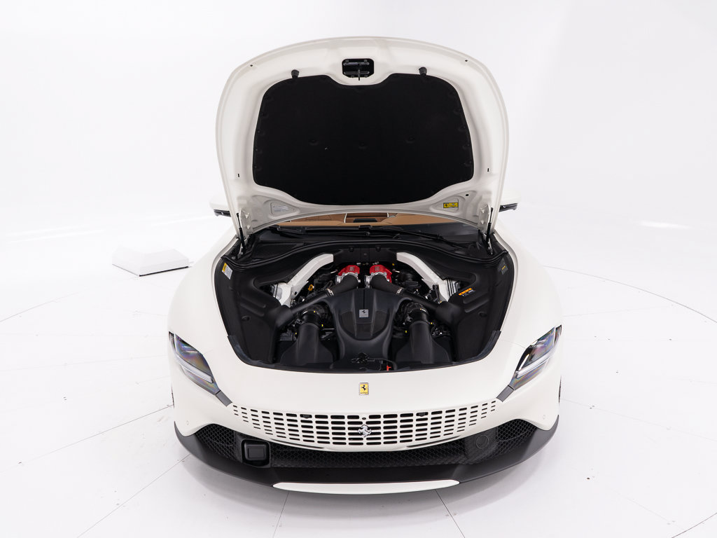 Used 2025 Ferrari Roma Spider RWD image 44