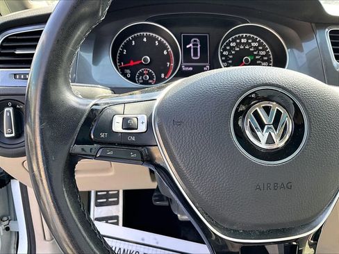 Used 2017 Volkswagen Golf Alltrack SE AWD/4WD image 16