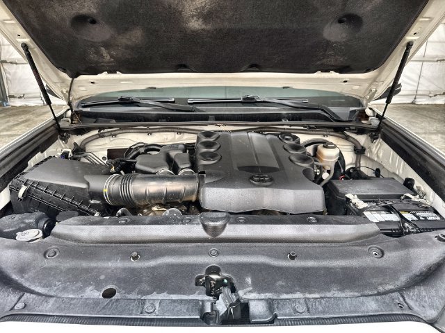 Used 2018 Toyota 4Runner SR5 Premium RWD image 29