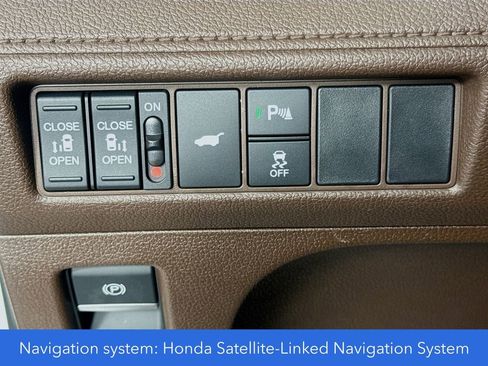 Used 2026 Honda Odyssey Touring image 13
