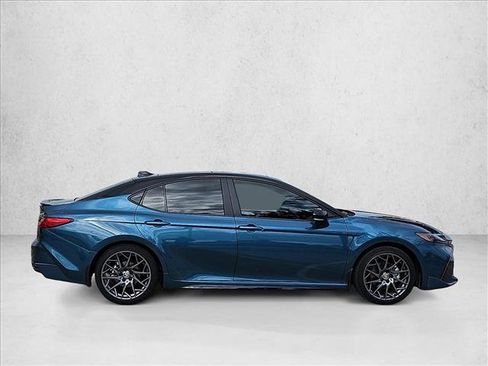 Used 2025 Toyota Camry XSE image 4