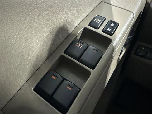 Used 2017 Nissan Frontier SV image 31