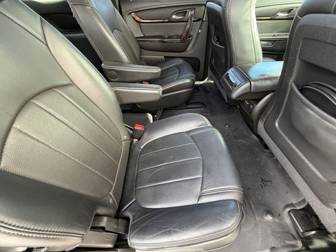 Used 2013 GMC Acadia Denali AWD/4WD image 32