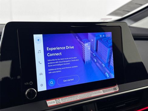 Used 2025 Toyota Prius Plug-In Hybrid image 6