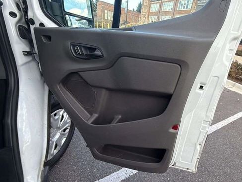 Used 2023 Ford Transit 350 XLT image 17