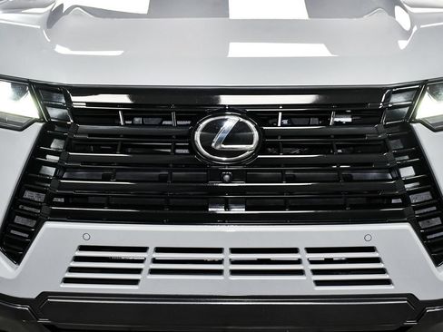 Used 2024 Lexus GX 550 w/ Accessory Package (Z1) AWD/4WD image 82