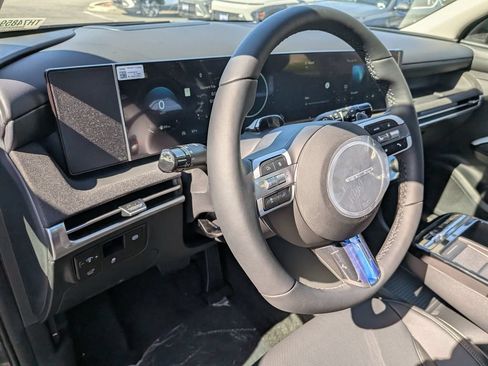 New 2026 Hyundai Tucson Limited FWD image 14