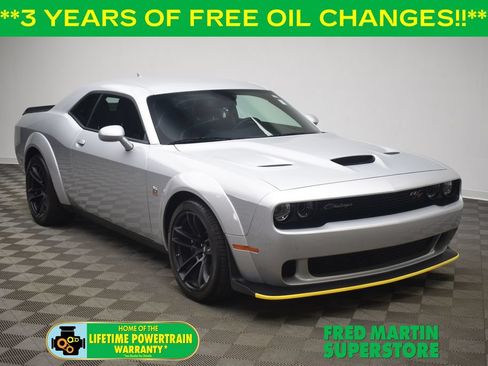 Used 2023 Dodge Challenger R/T Scat Pack RWD image 1