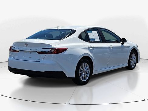 Used 2026 Toyota Camry LE FWD image 6