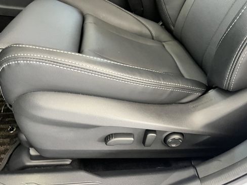 Certified 2025 Subaru Outback Limited AWD/4WD image 19