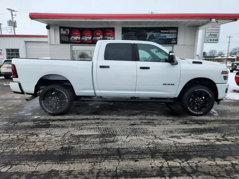 Used 2025 RAM 2500 Big Horn image 2
