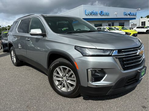 Certified 2023 Chevrolet Traverse LT w/ LPO, Floor Liner Package AWD/4WD image 3
