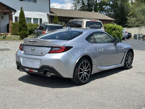 Used 2024 Toyota GR86 Premium w/ Performance Package RWD image 3