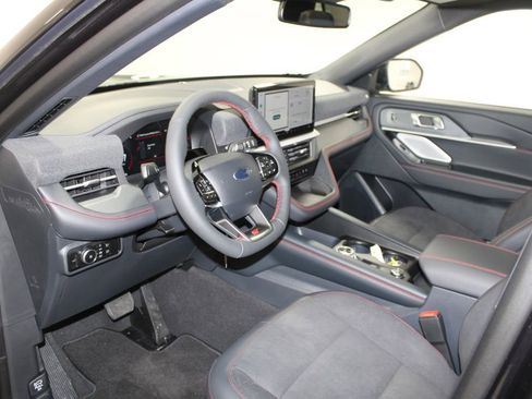 New 2026 Ford Explorer ST w/ Sun And Sound Package image 22