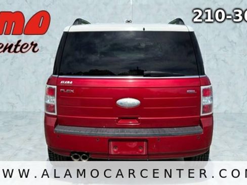 Used 2011 Ford Flex SEL w/ Rapid Spec Order Code FWD image 4