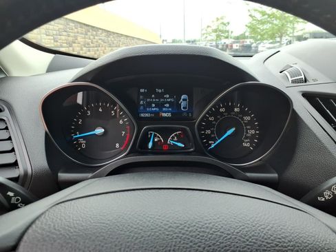Used 2019 Ford Escape SEL AWD/4WD image 21