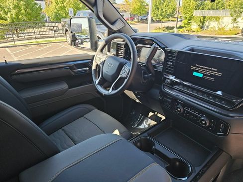 New 2026 Chevrolet Silverado 2500 ZR2 w/ LPO, Dark Essentials Package AWD/4WD image 11