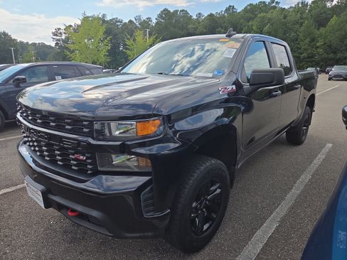 Used 2021 Chevrolet Silverado 1500 Custom Trail Boss AWD/4WD image 8