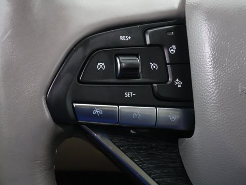 Certified 2024 Cadillac XT6 Premium Luxury w/ Technology Package image 30